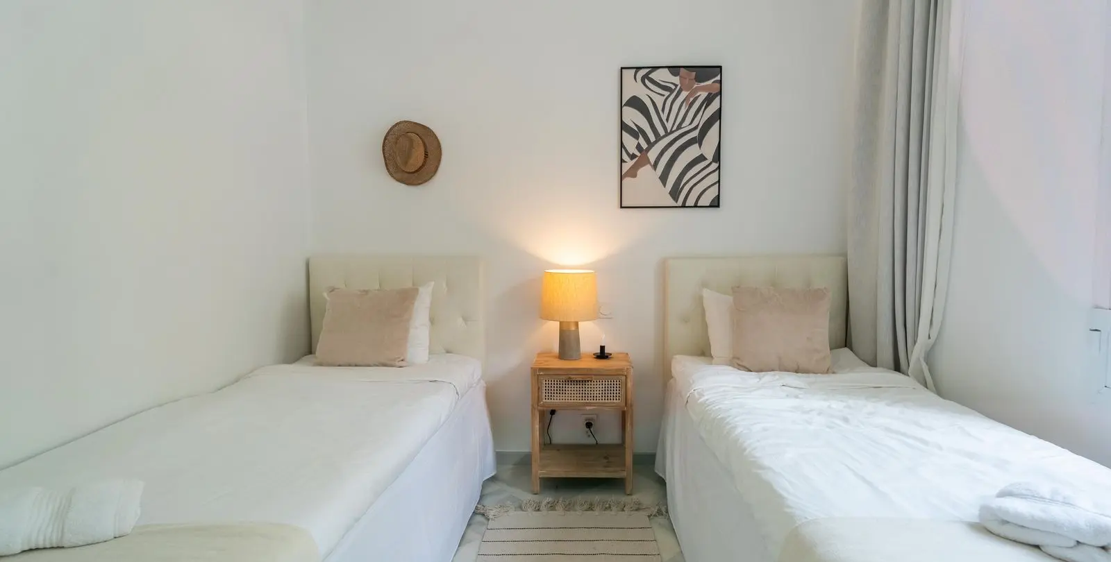 Sale of detached villa in Elviria 53