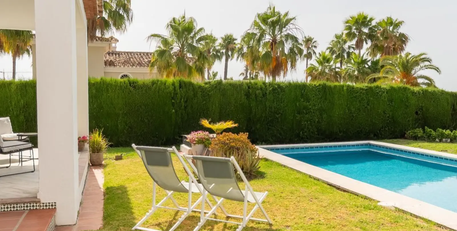 Sale of detached villa in Elviria 73
