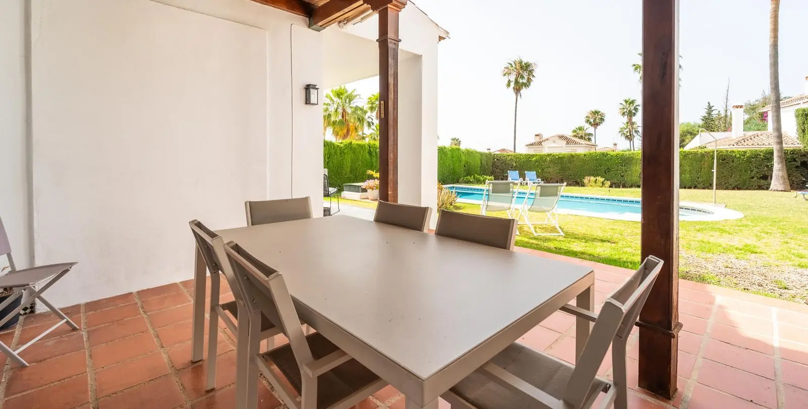 Sale of detached villa in Elviria 74