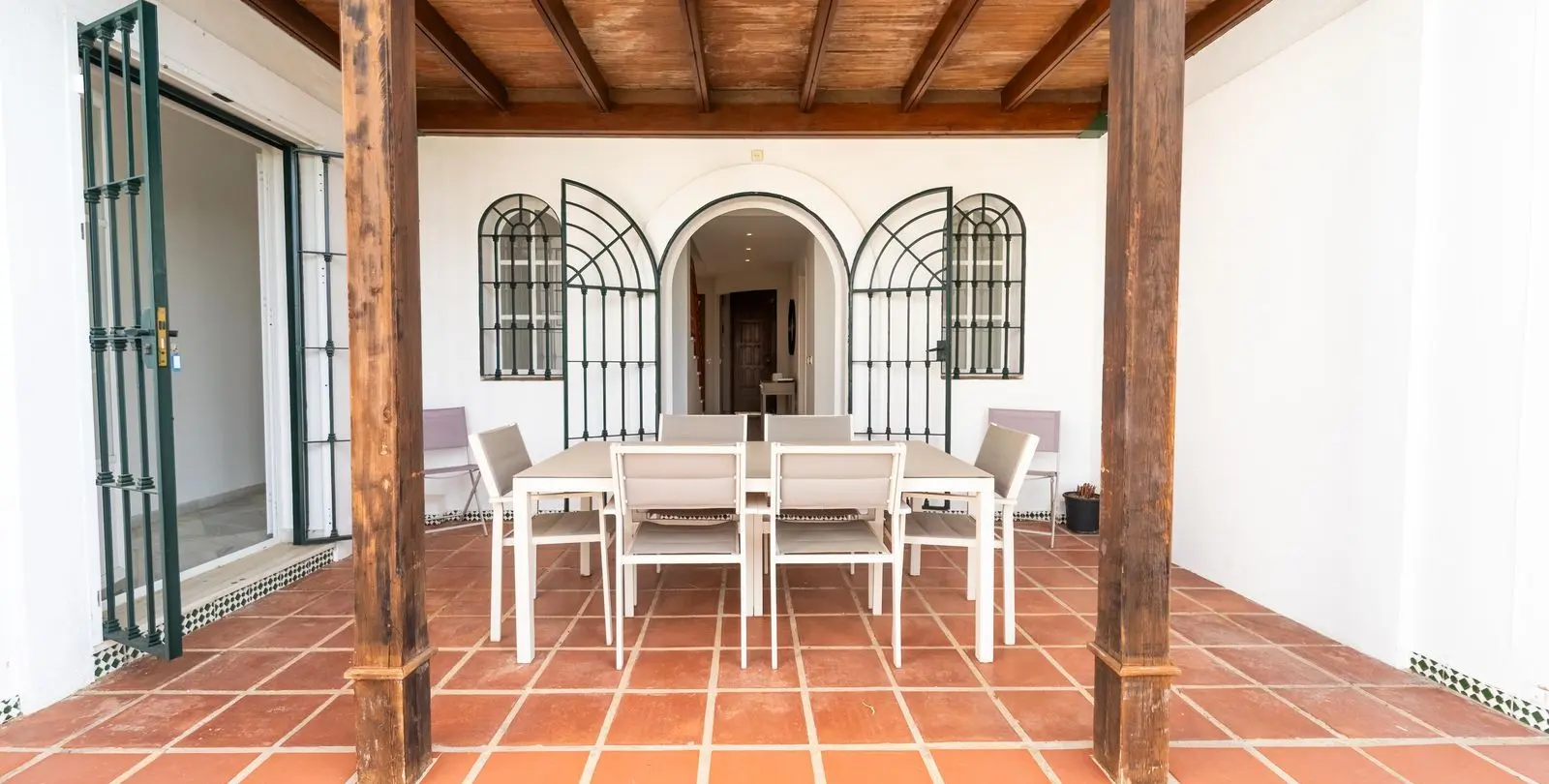 Sale of detached villa in Elviria 79