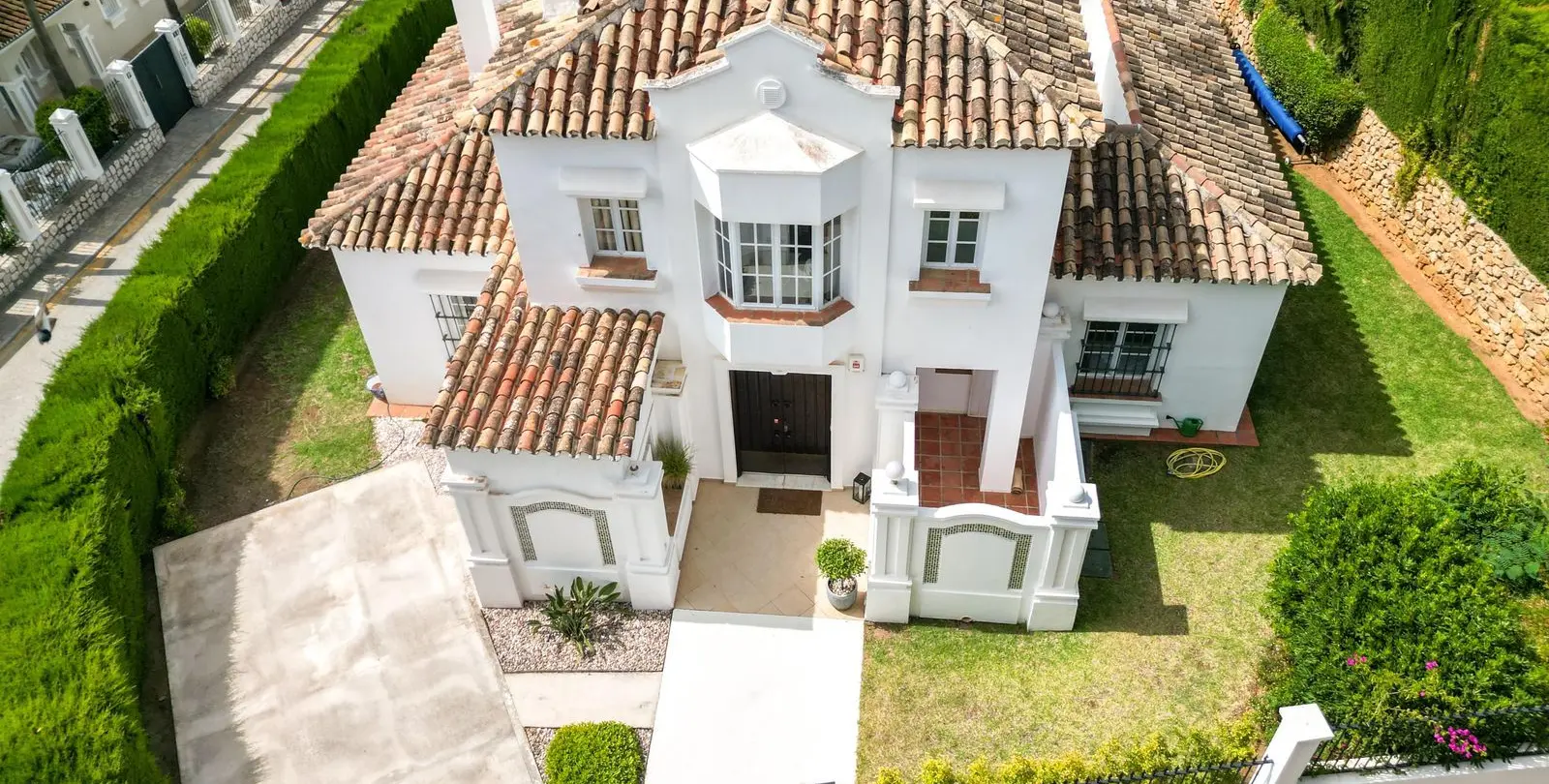 Sale of detached villa in Elviria 91