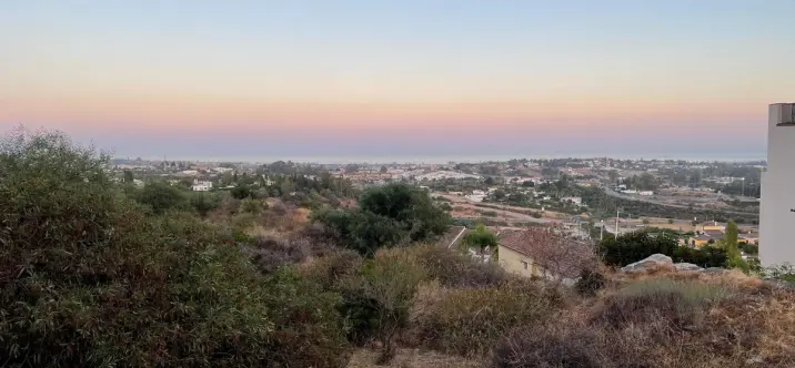 Venta de parcela residencial en Benahavís 0