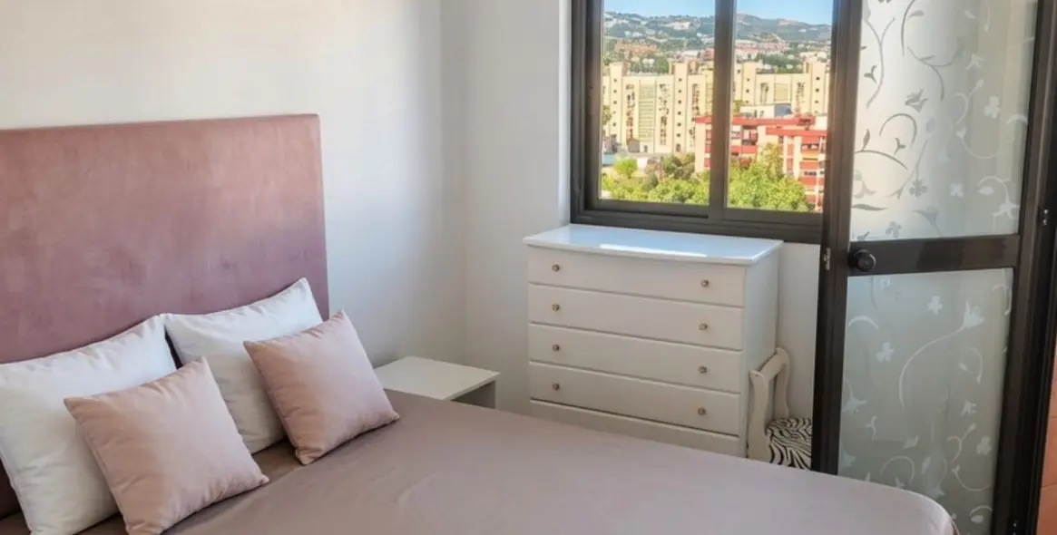 Sale of middle floor apartment in Marbella 10