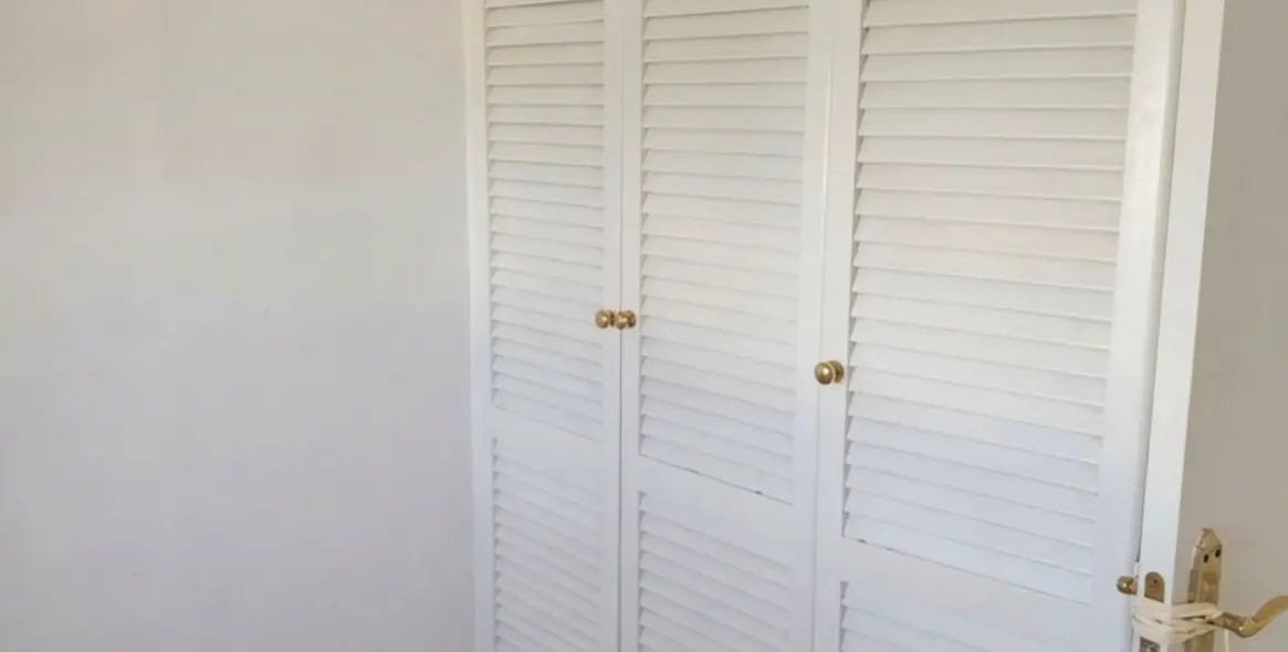 Sale of middle floor apartment in Marbella 14