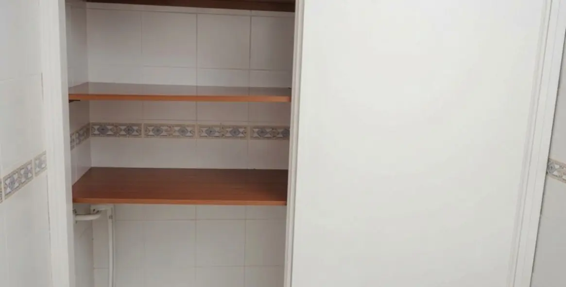 Sale of middle floor apartment in Marbella 21