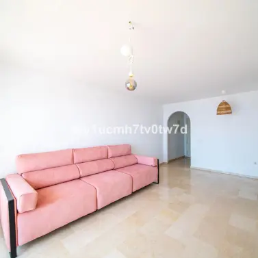 Sale of middle floor apartment in Benalmadena