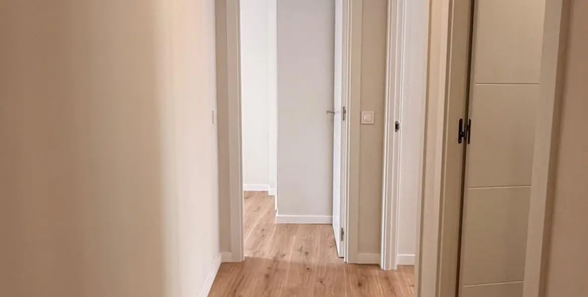 Sale of middle floor apartment in Fuengirola 16