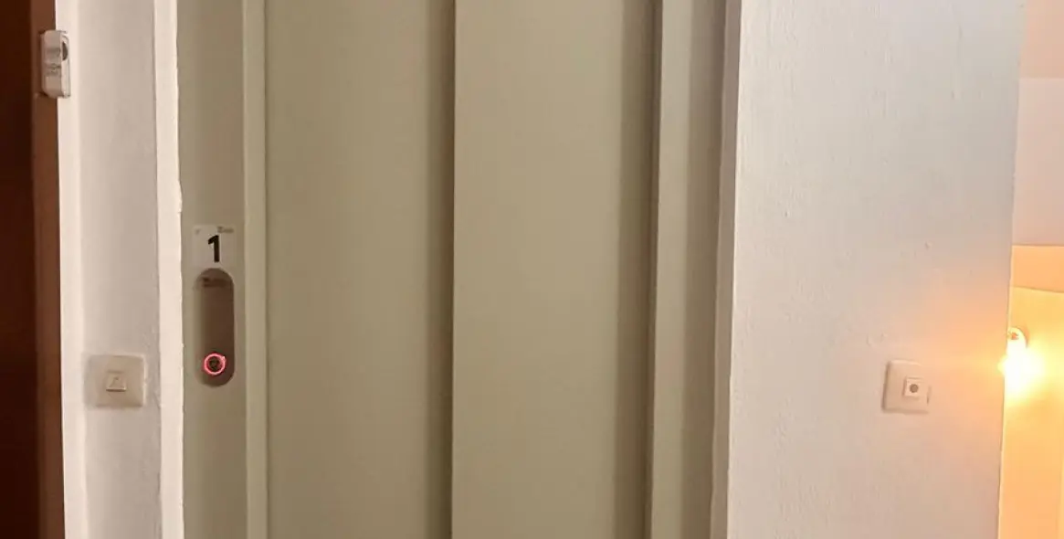Sale of middle floor apartment in Fuengirola 23