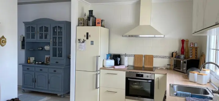 Sale of penthouse in Estepona 4