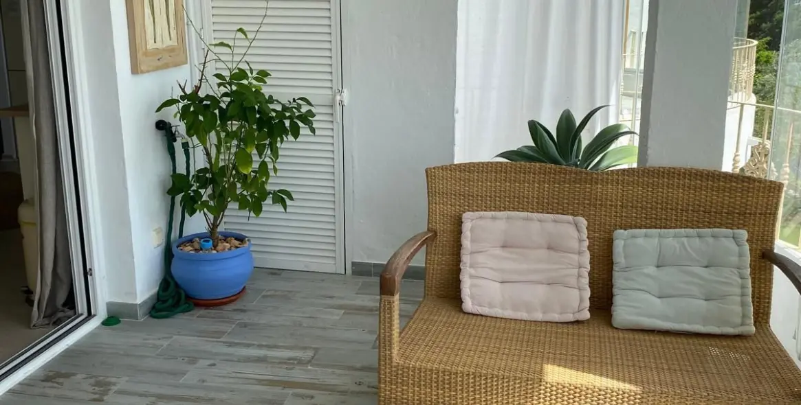 Sale of penthouse in Estepona 14
