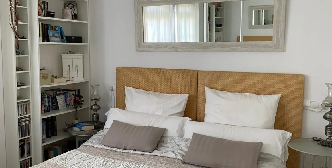 Sale of penthouse in Estepona 16