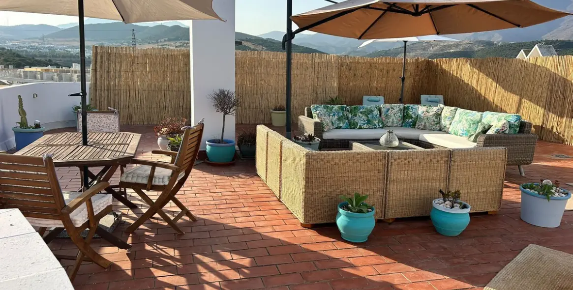 Sale of penthouse in Estepona 27