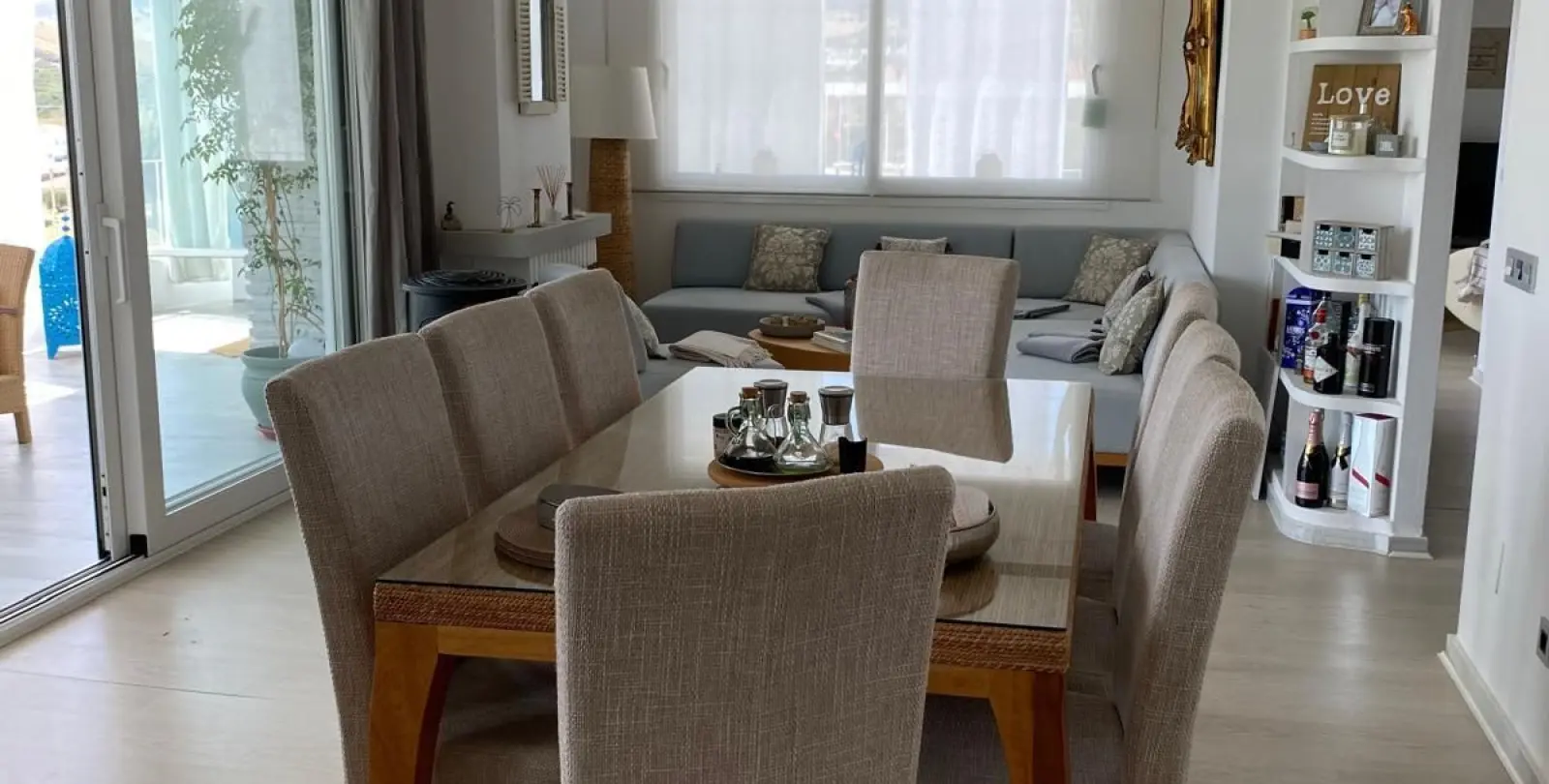 Sale of penthouse in Estepona 5