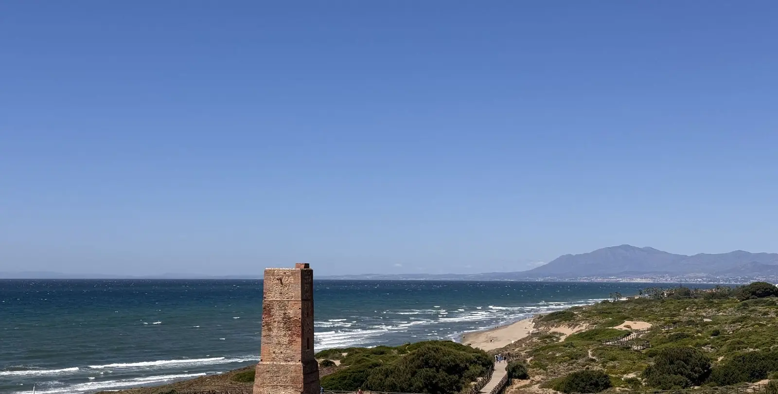 Sale of middle floor apartment in Puerto de Cabopino 20