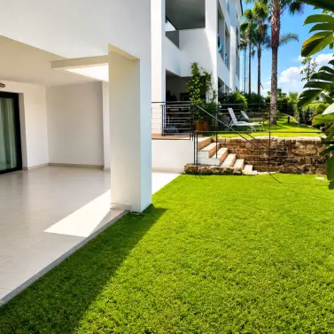 Sale of ground floor apartment in Estepona