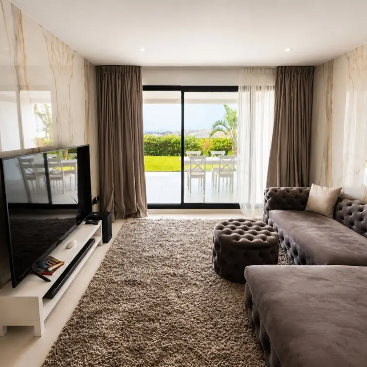Sale of ground floor apartment in Estepona