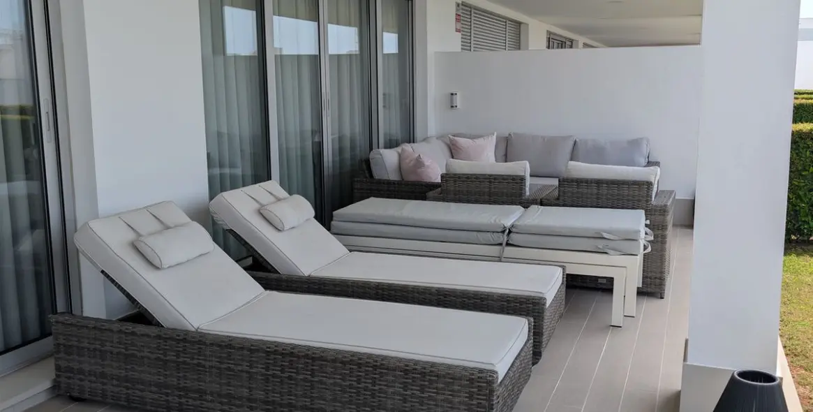 Sale of ground floor apartment in Estepona 5