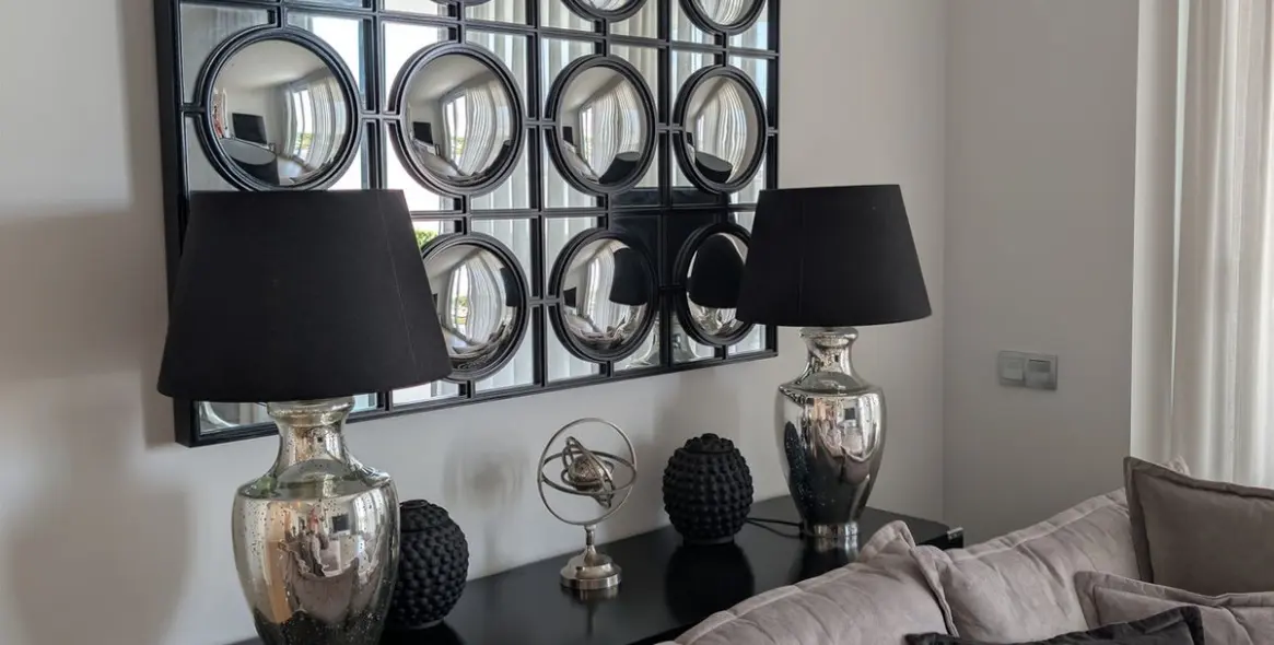 Sale of ground floor apartment in Estepona 12