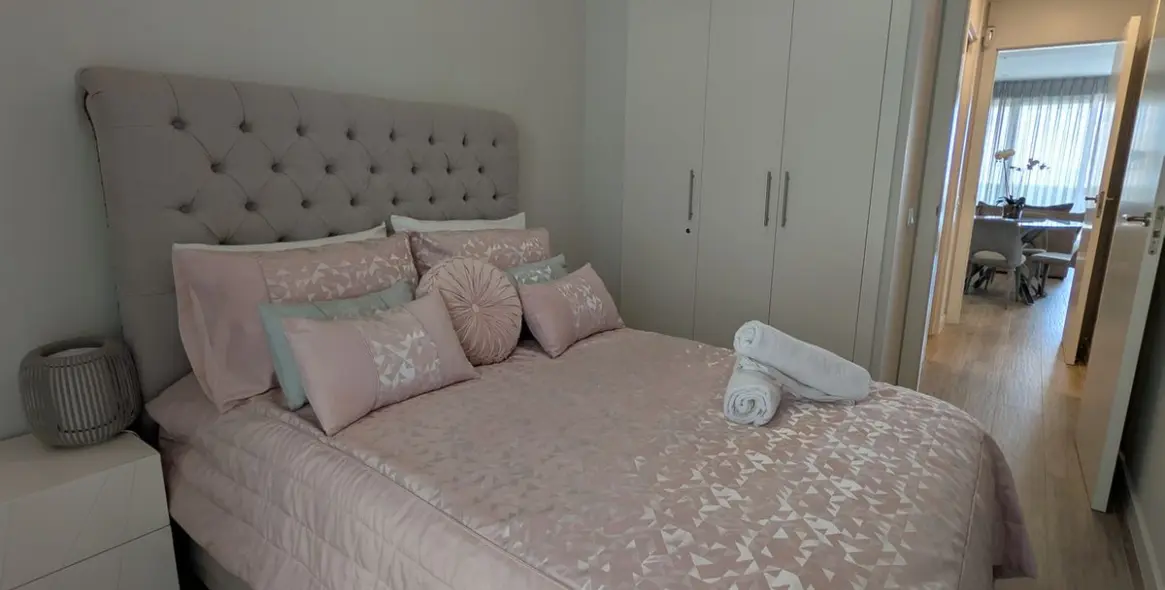 Sale of ground floor apartment in Estepona 28