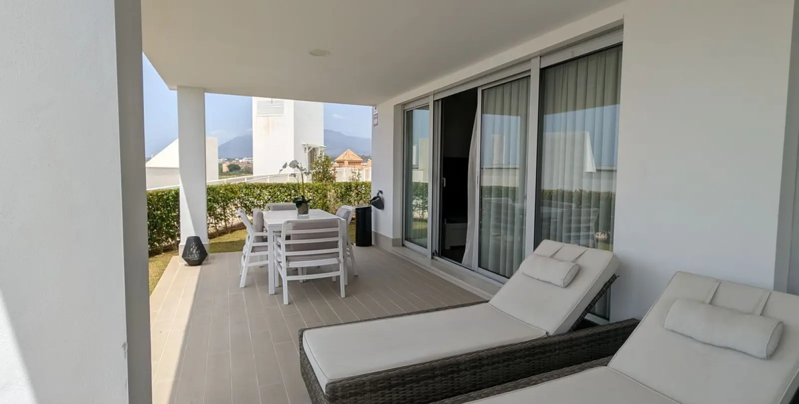 Sale of ground floor apartment in Estepona 4
