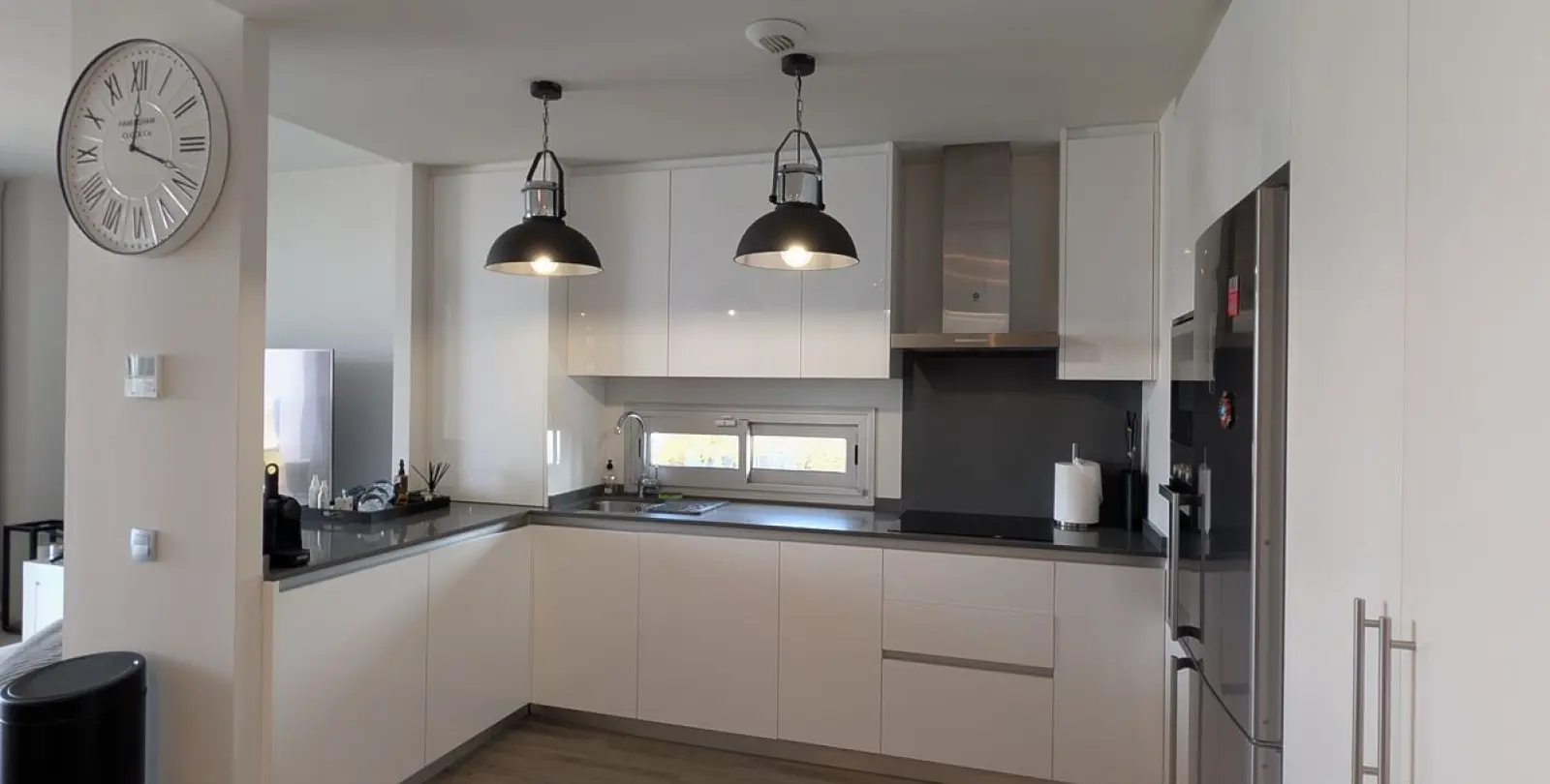 Sale of ground floor apartment in Estepona 13