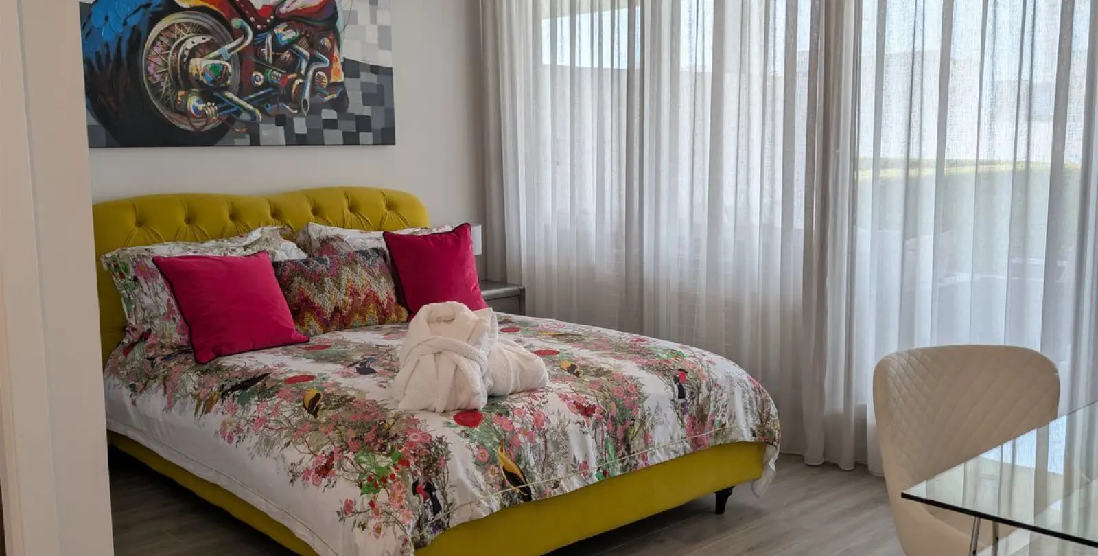 Sale of ground floor apartment in Estepona 16