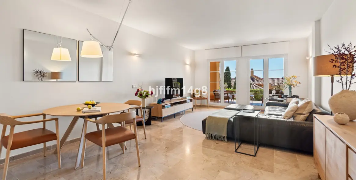 Sale of ground floor apartment in Nueva Andalucía 4