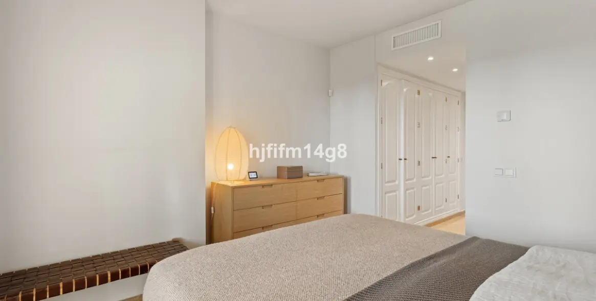 Sale of ground floor apartment in Nueva Andalucía 9