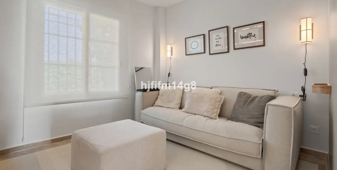 Sale of ground floor apartment in Nueva Andalucía 12