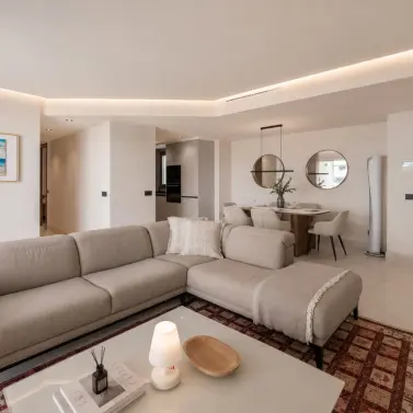 Venta de apartamento en planta media en San Pedro de Alcántara