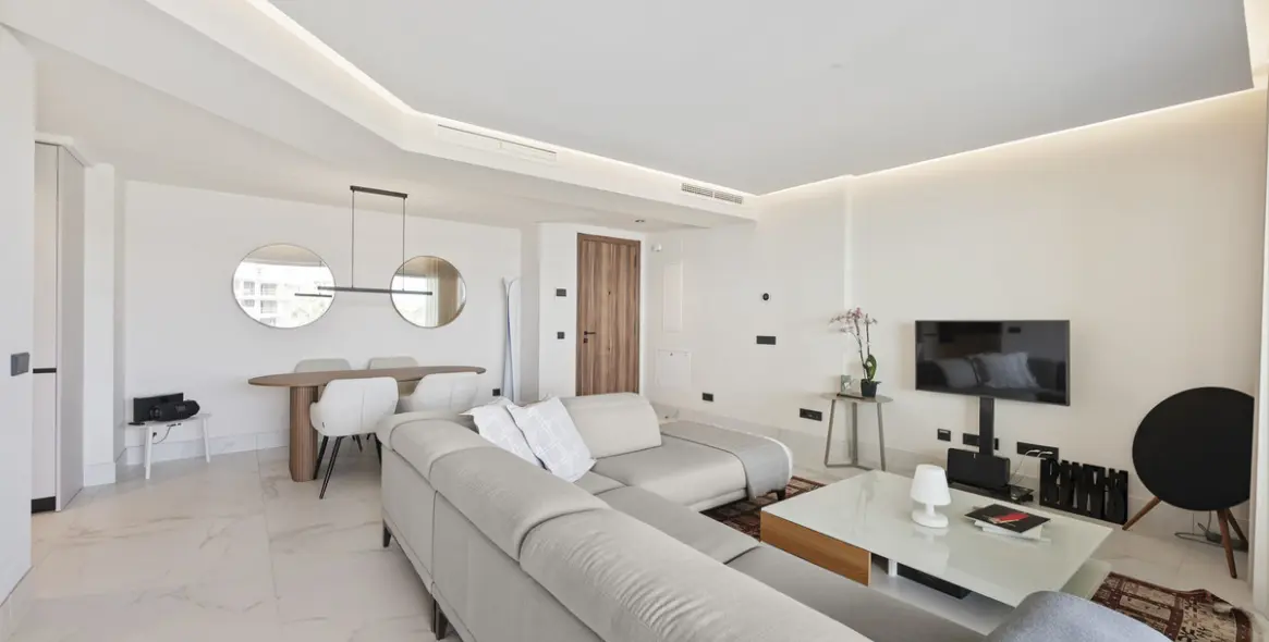 Sale of middle floor apartment in San Pedro de Alcántara 9