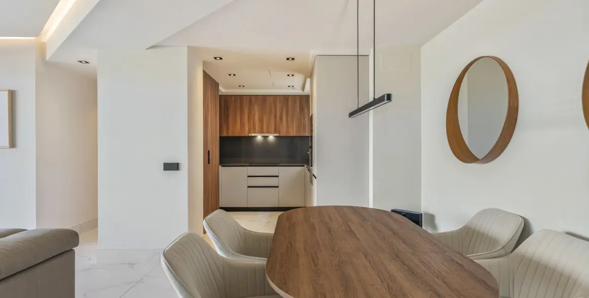 Sale of middle floor apartment in San Pedro de Alcántara 10