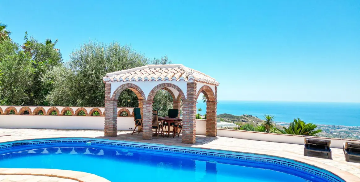 Venta de villa independiente en Arenas 6