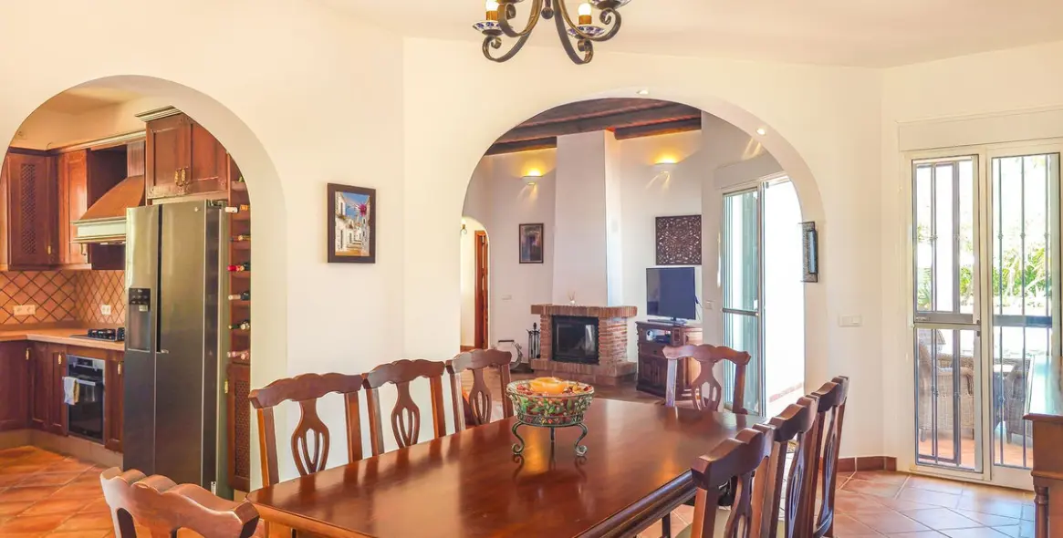 Venta de villa independiente en Arenas 11