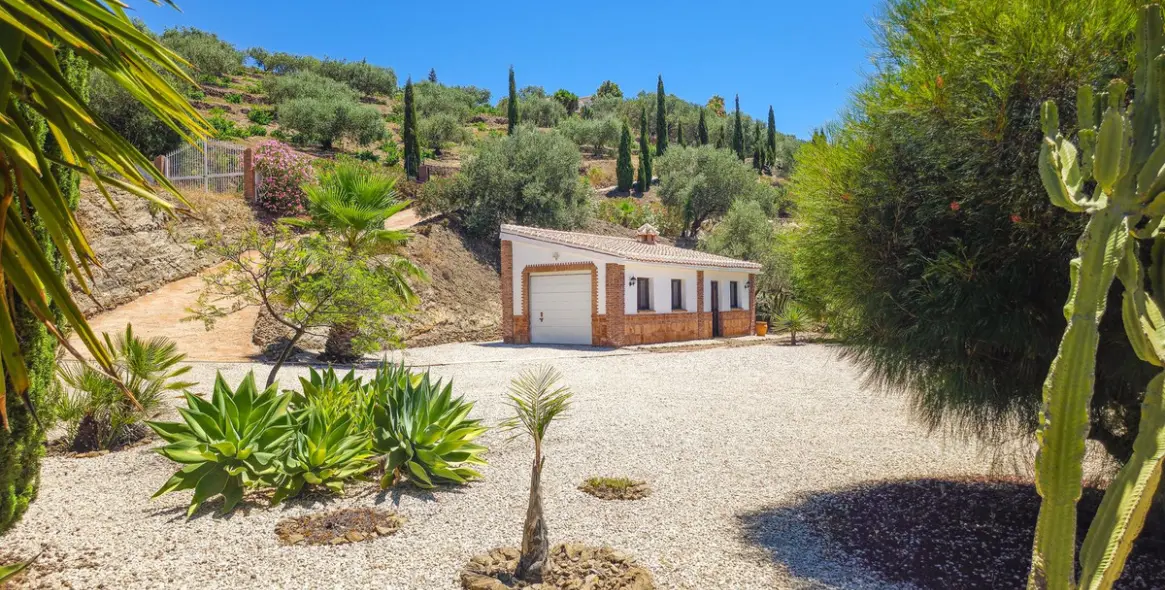 Venta de villa independiente en Arenas 104