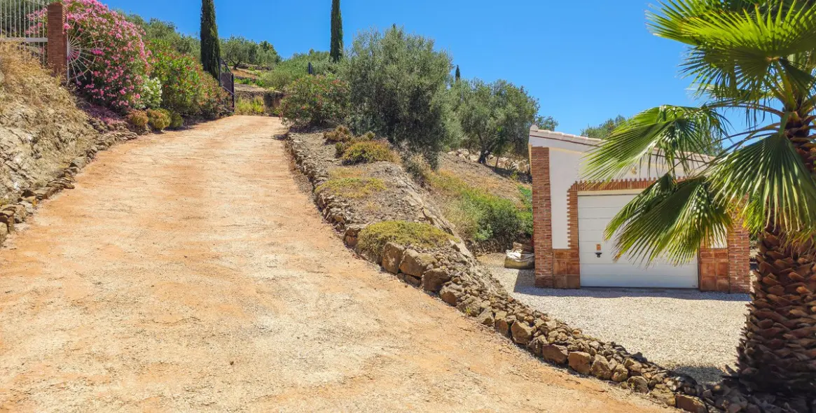 Venta de villa independiente en Arenas 105