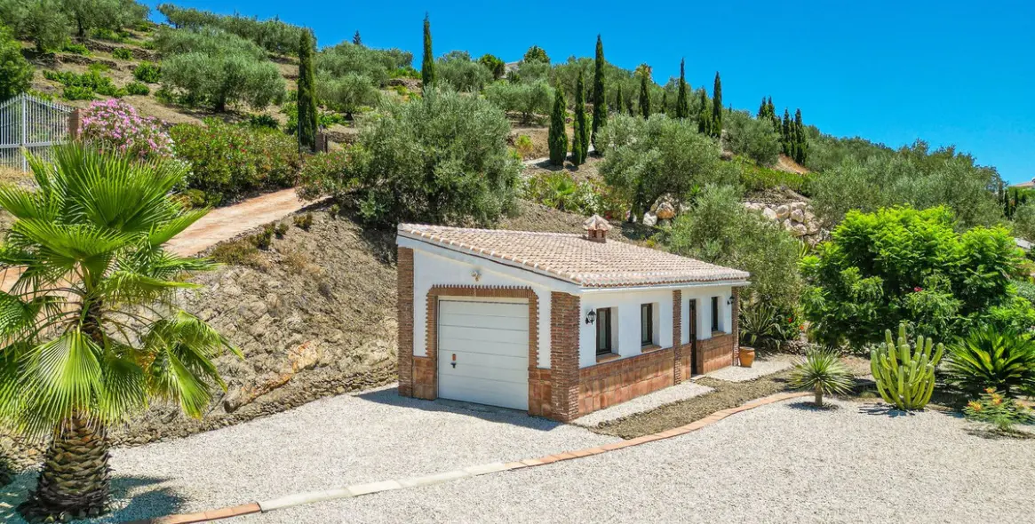 Venta de villa independiente en Arenas 107