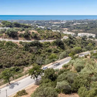Venta de parcela residencial en Elviria