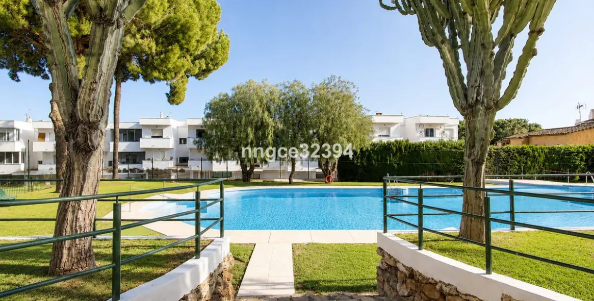 Venta de ático en Estepona 14