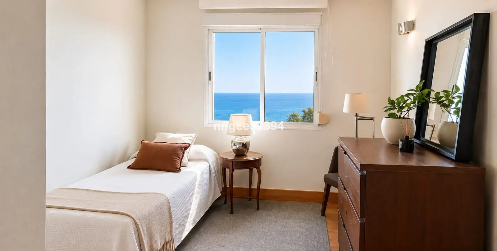 Sale of penthouse in Estepona 16