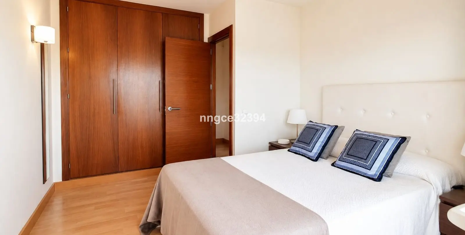 Sale of penthouse in Estepona 24