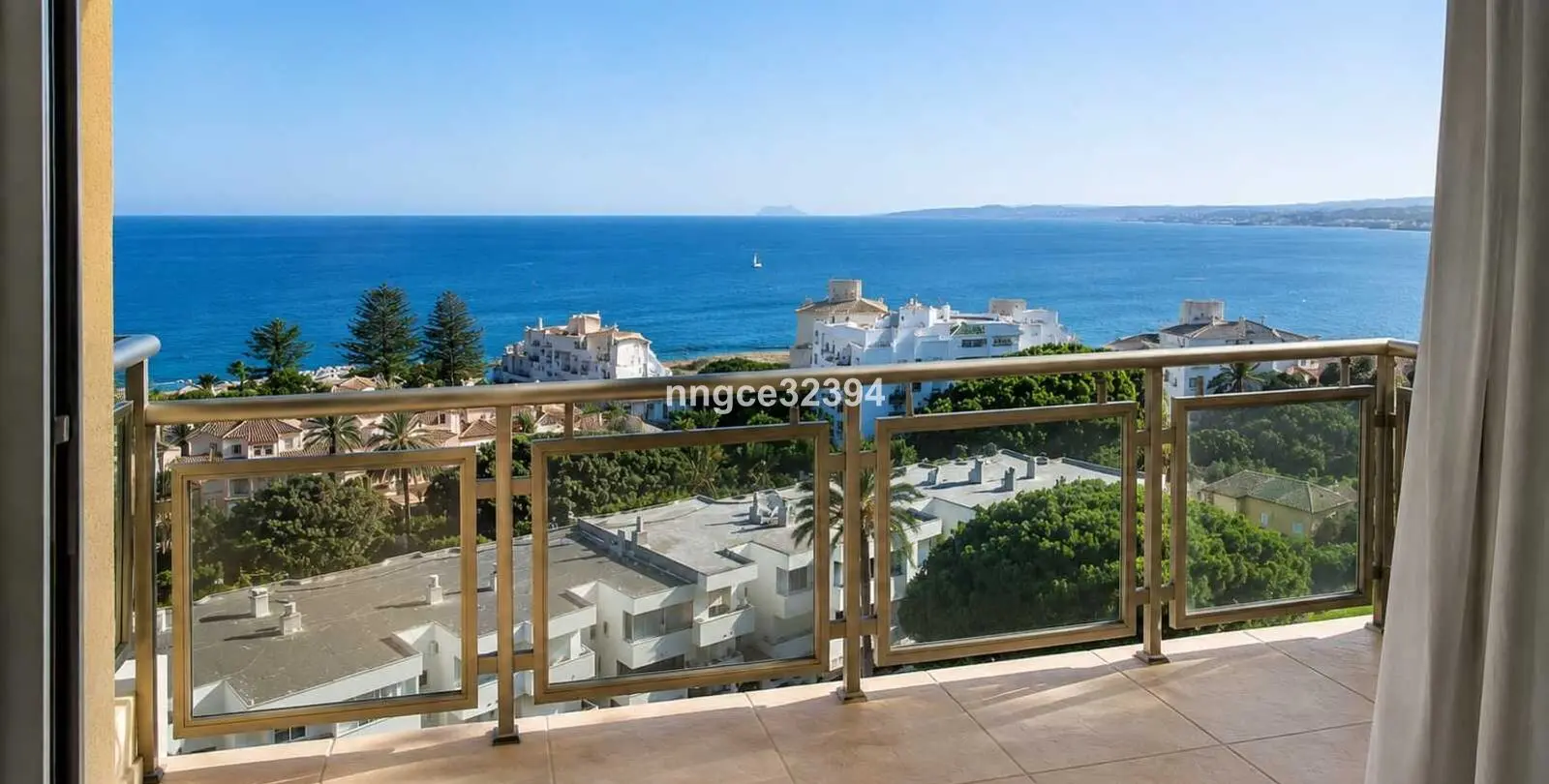 Sale of penthouse in Estepona 27