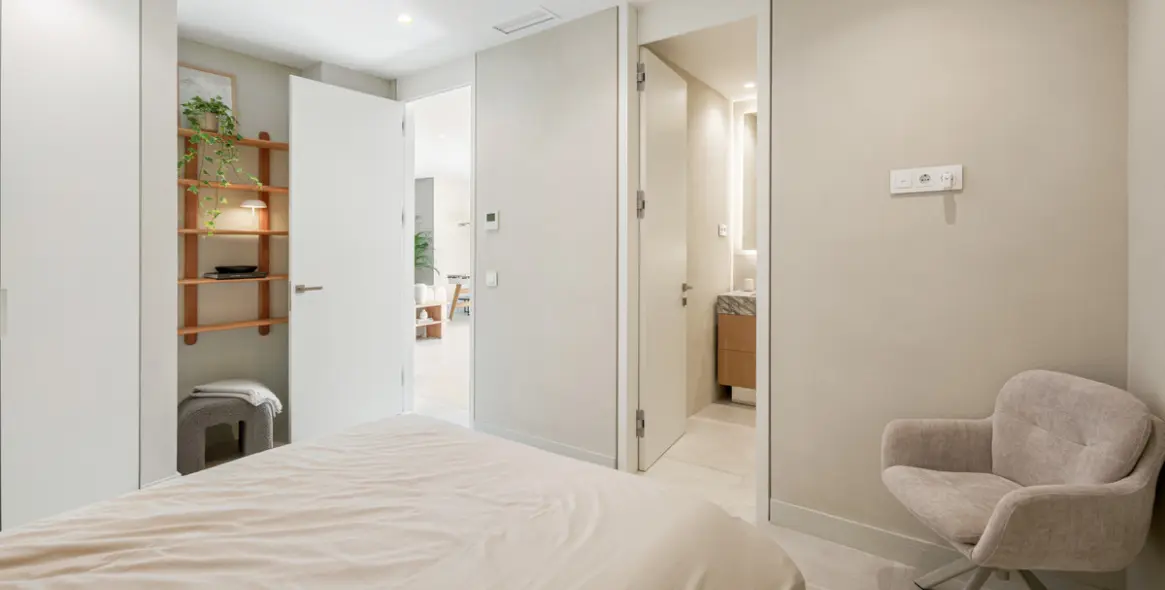 Venta de villa independiente en Estepona 16