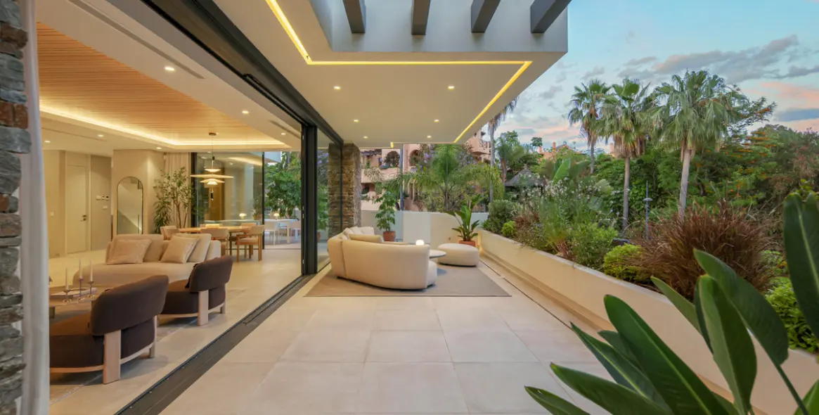 Venta de villa independiente en Estepona 96