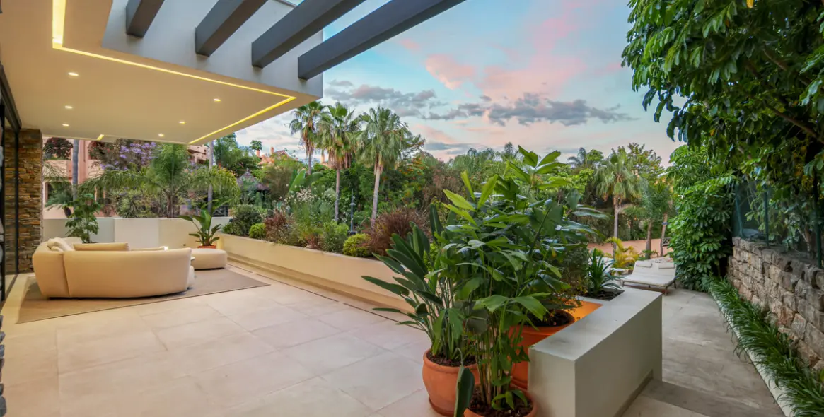 Venta de villa independiente en Estepona 112