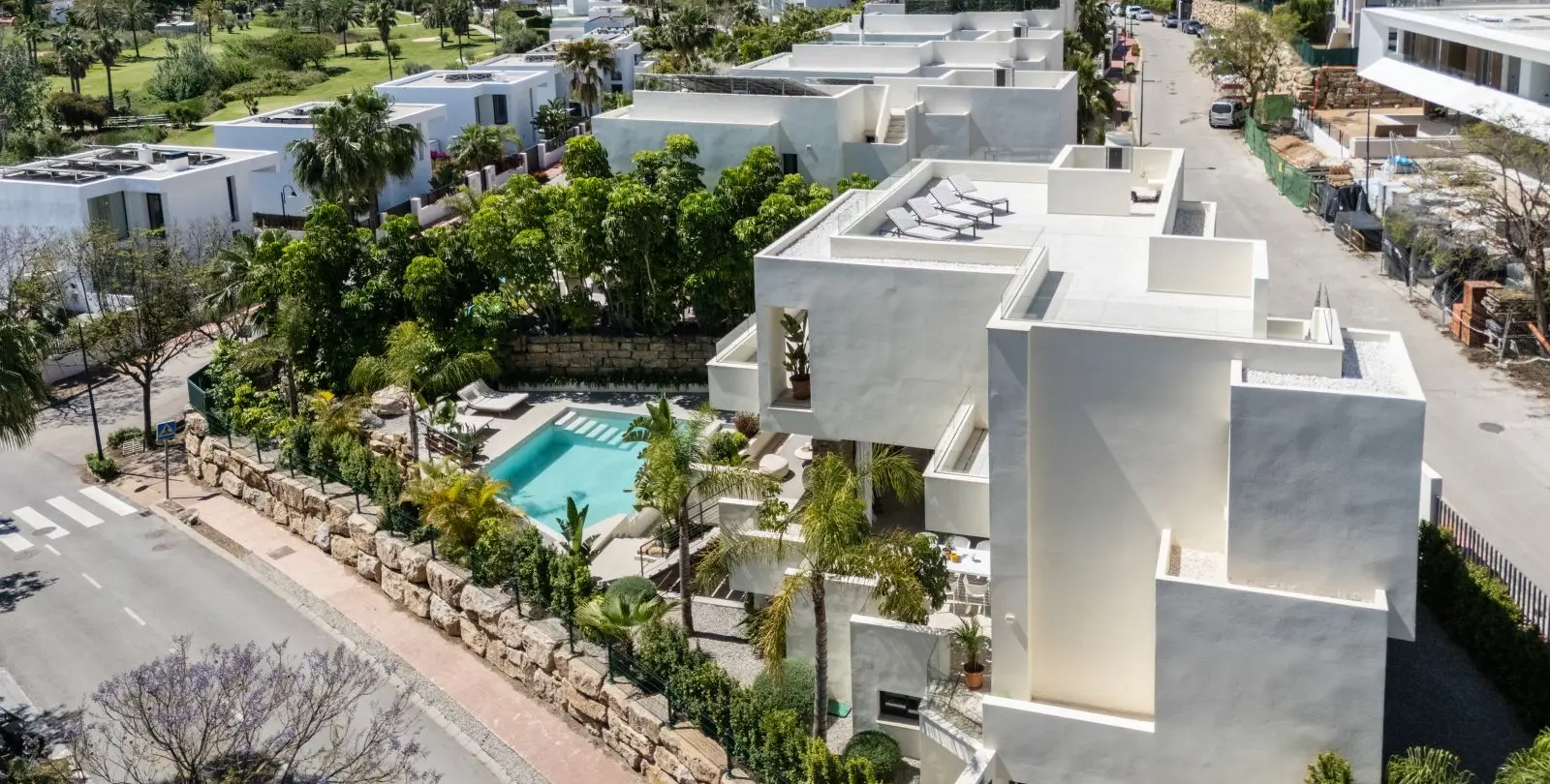 Sale of detached villa in Estepona 53