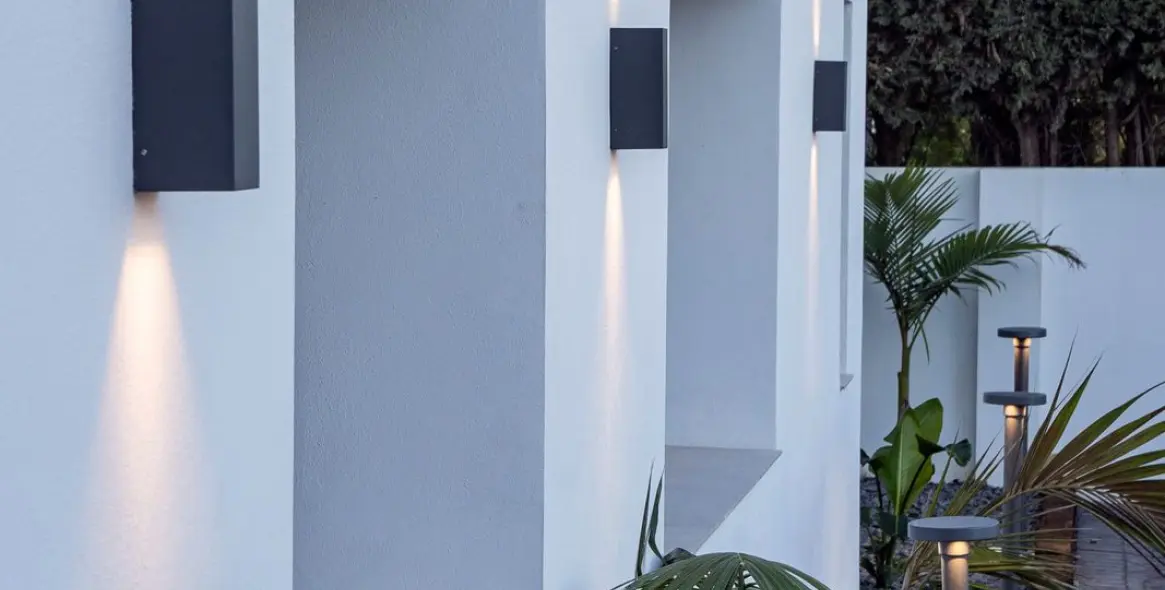 Venta de villa independiente en Nueva Andalucía 52
