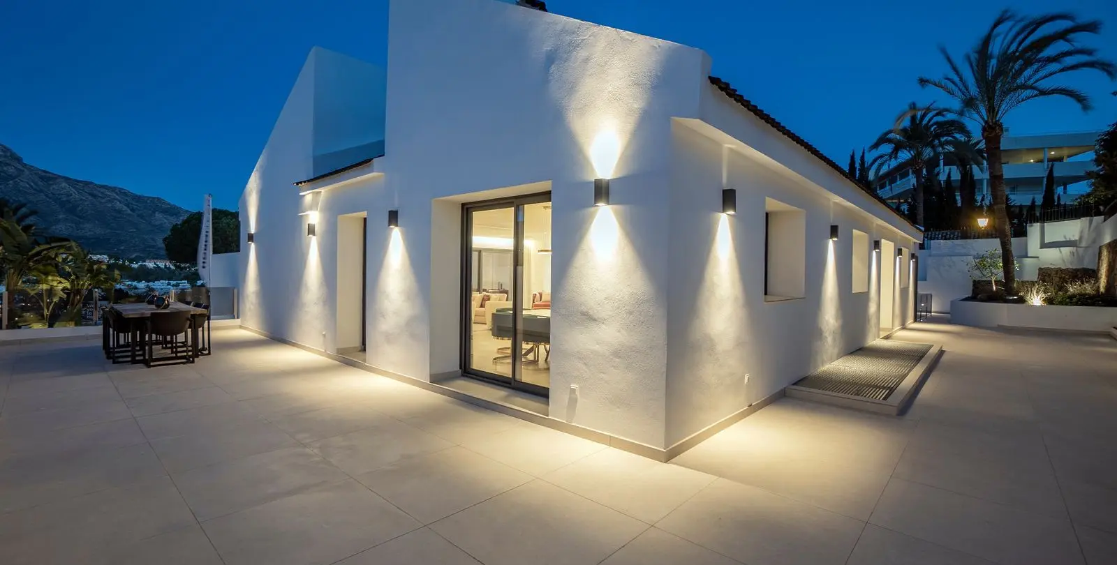 Venta de villa independiente en Nueva Andalucía 5