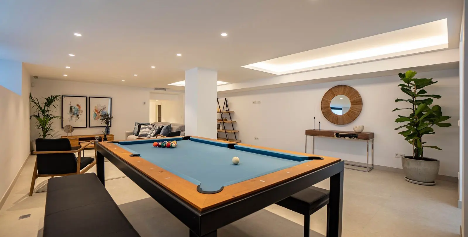 Venta de villa independiente en Nueva Andalucía 14