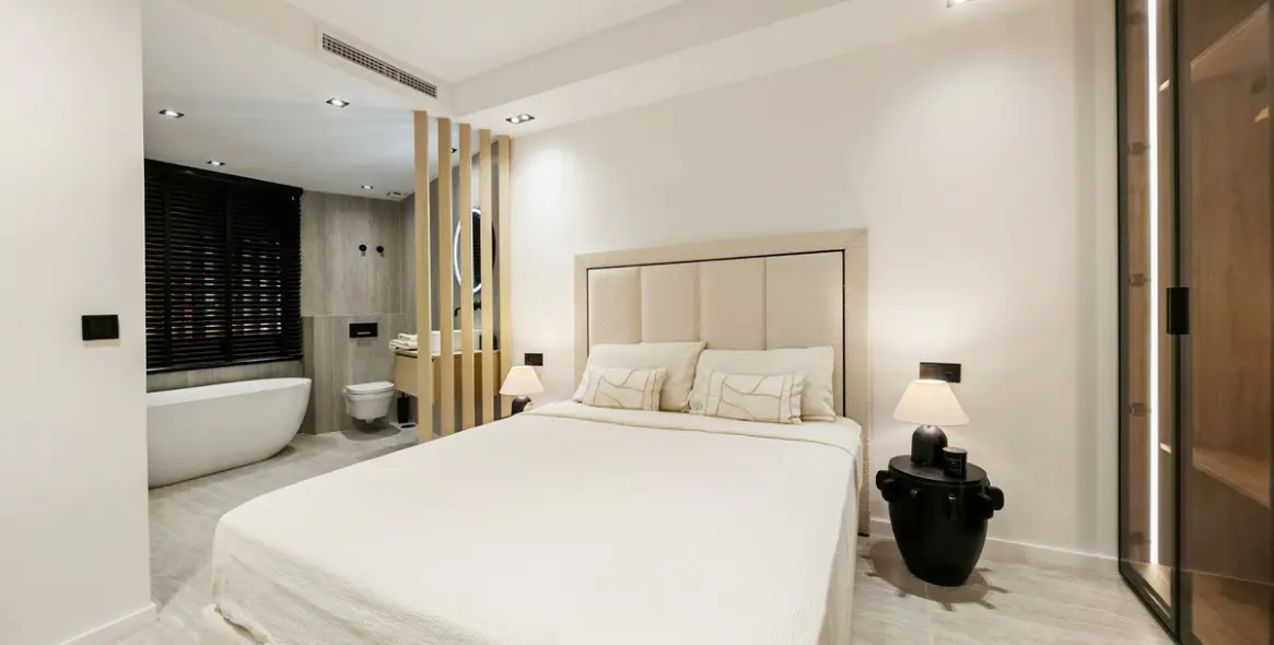 Venta de apartamento en planta media en Estepona 11